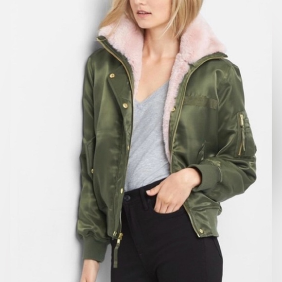GAP PRIMALOFT Satin Olive Army Green Bomber Jacket with Pink Faux Fur Collar - Picture 1 of 12